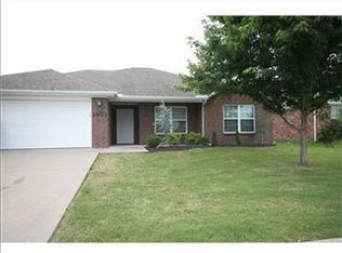 3803 SW Moline Ave, Bentonville, AR 72712