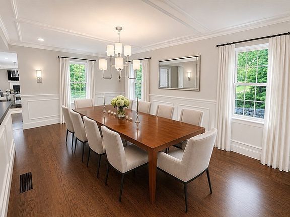 2nd image of 122 Marrett Rd