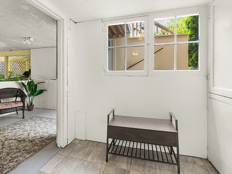 1252 Oscar St — Photo 16