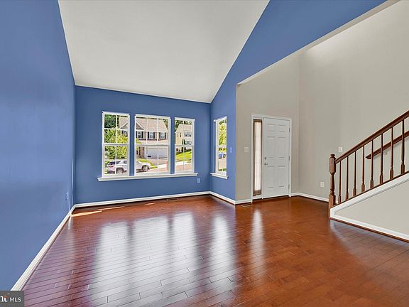 4th image of 1212 Wishing Well Ct