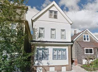 816 E Clarke St APT 3, Milwaukee, WI 53212