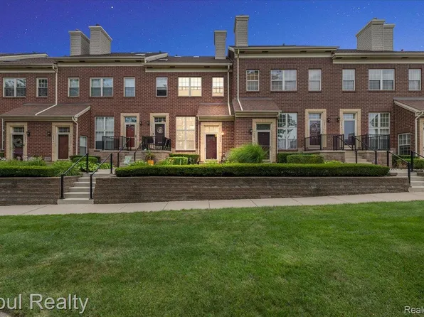 2869 Biddle Ave, Wyandotte, MI 48192