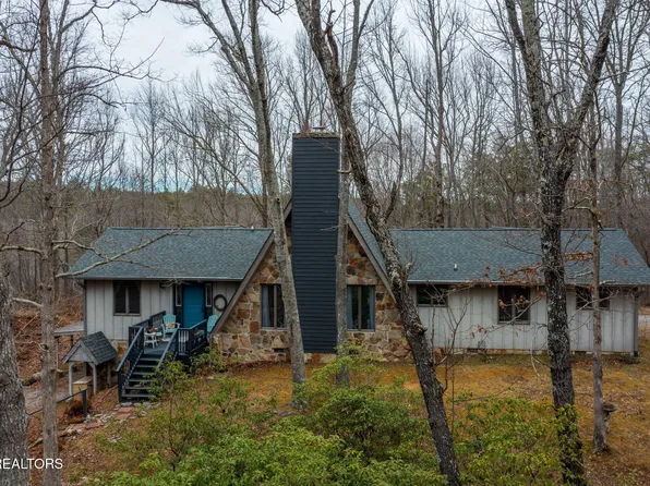 514 Unicoi Lakes Rd, Tellico Plains, TN 37385