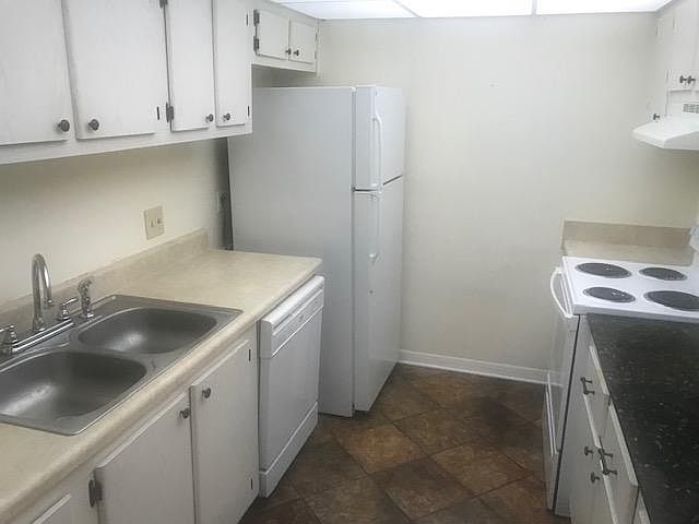 1st image of 262 SW Monroe Cir N