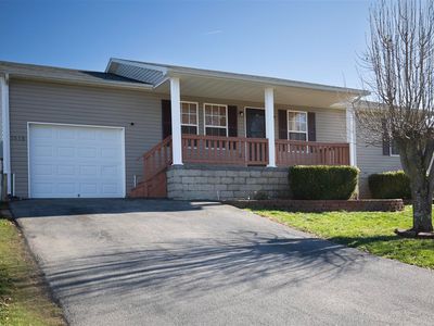 1518 Calgary Way, Bowling Green, KY, 42101