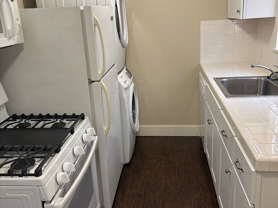 1st image of 1217 NW 33rd St #1/2