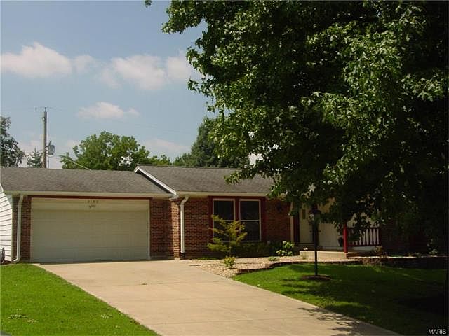 1st image of 2180 Chatelaine Dr