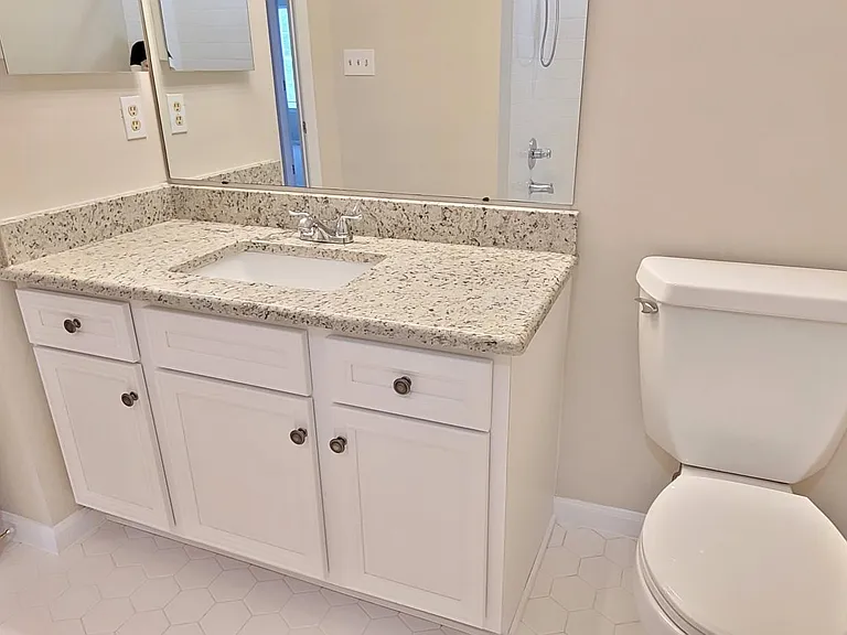 Upstairs hall bathroom