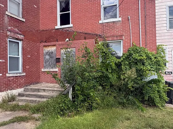 419 Wellington St, Waterloo, IA 50701