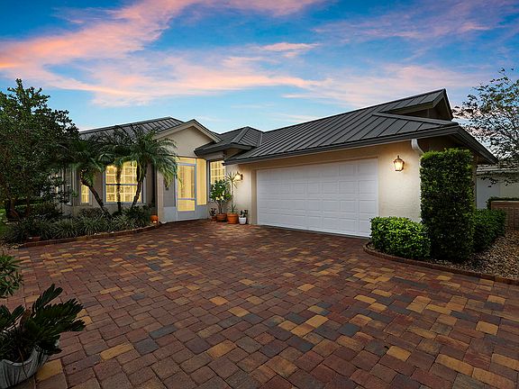 2nd image of 9429 Poinciana Ct