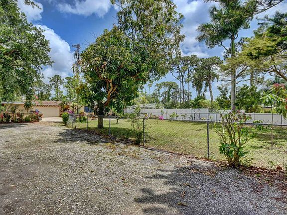 5th image of 4617 Dow Ln