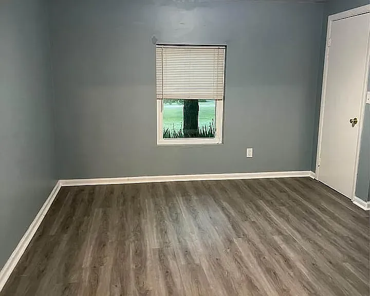 35 Heritage Rd #E — Photo 2