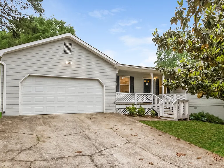 1610 Summit Rdg — Photo 1