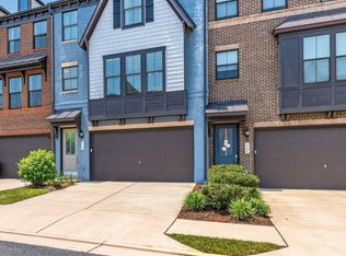 8106 Zoe Pl, Alexandria, VA 22306