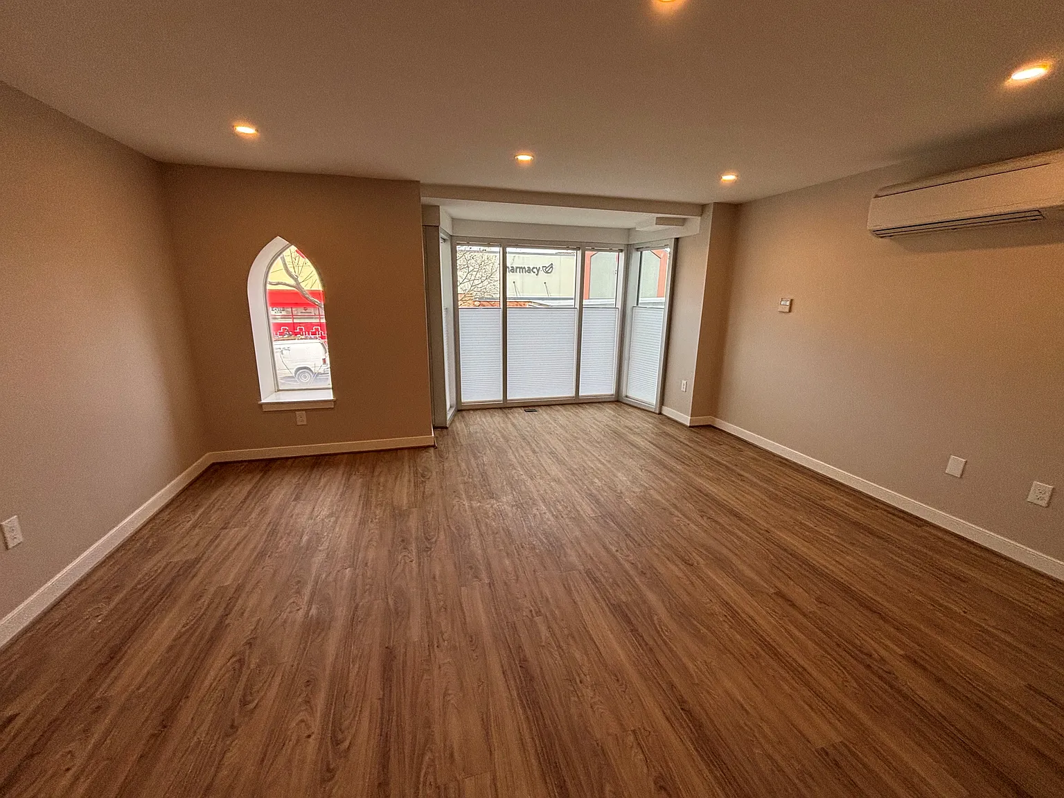 2 bed, $3,150 — Photo 3