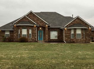 44 NW Sandy Trail Ln, Lawton, OK 73505