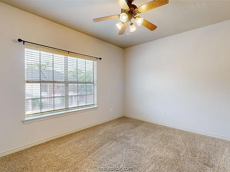 211 Forest Dr #C — Photo 29