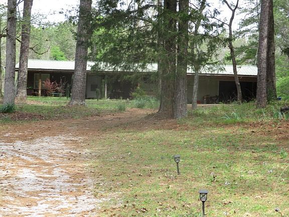 4th image of 847 Pine Ridge Rd
