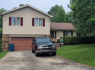 133 Canon Dr, Paducah, KY 42001