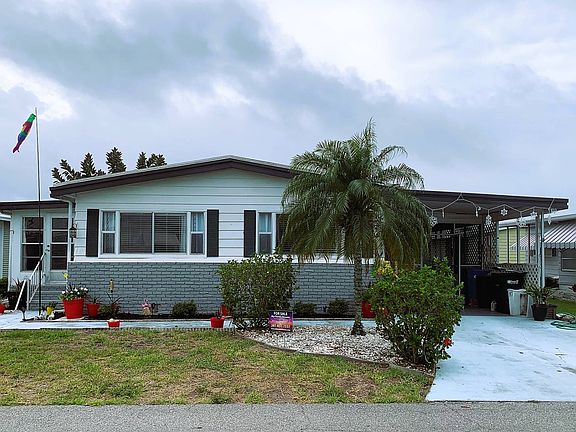 4th image of 924 Nogoya Ave W