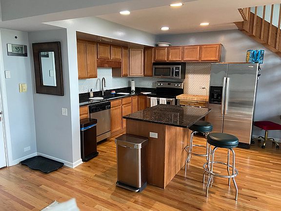 3rd image of 600 W Russell St APT 309