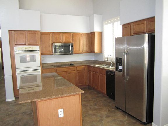 4th image of 22304 N Balboa Dr