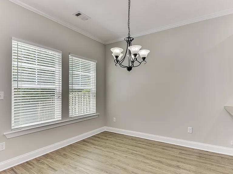 1913 Kenlock Dr — Photo 14