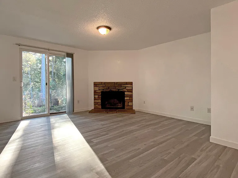 5037 S Orchard St #A — Photo 3