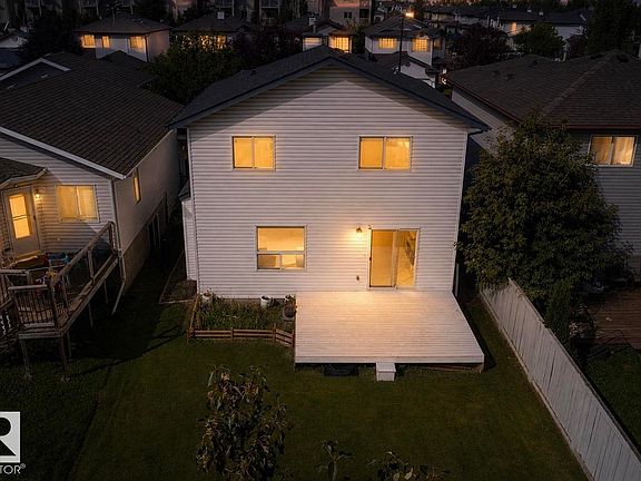 3rd image of 3525 22nd St NW