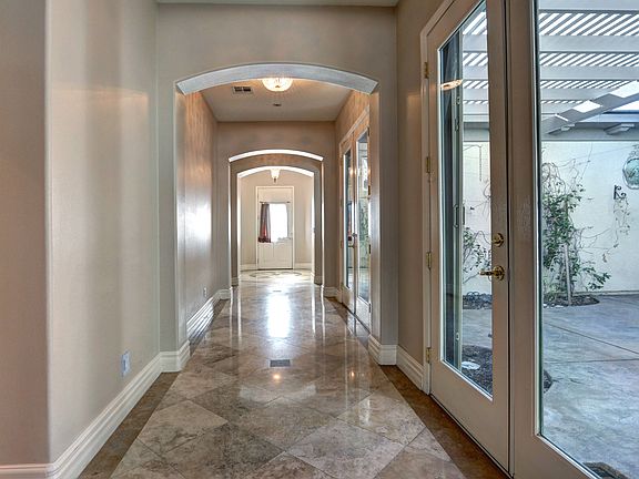 3rd image of 10552 Garden Light Dr