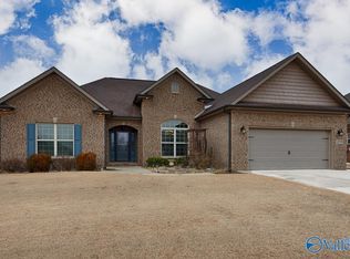 22759 Pin Oak Dr, Athens, AL 35613