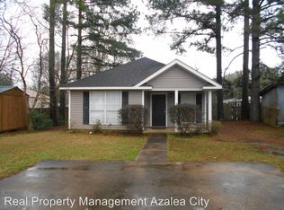 18592 Wisconsin St, Robertsdale, AL 36567