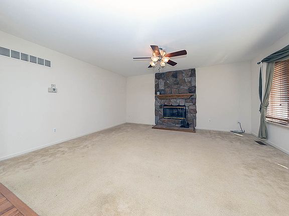 4th image of 13953 Marina Dr
