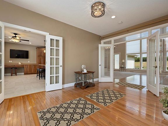 3rd image of 1500 Ballyvaughn Ct