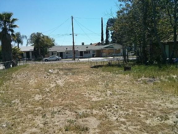 4th image of 175 S San Jacinto Ave