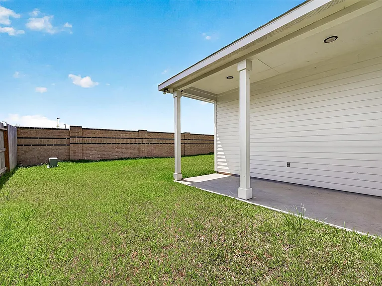 10726 Sky Creek Ln — Photo 40