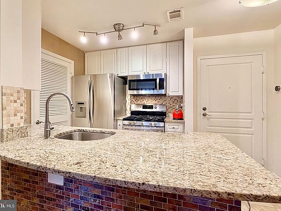 3rd image of 5563 Seminary Rd APT 107