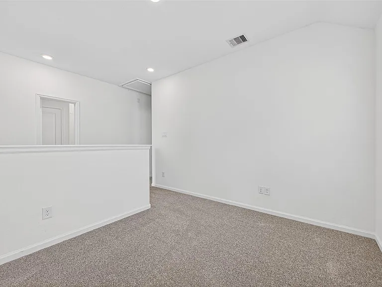 5703 Foggy Vine Ct — Photo 34