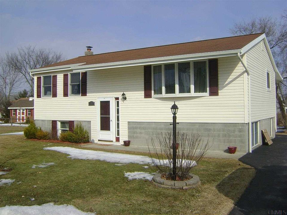 1st image of 11 Bancroft St