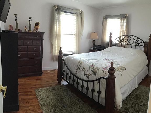 5th image of 808 Bermuda Dr
