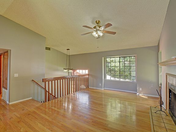 5th image of 700 N Dean St