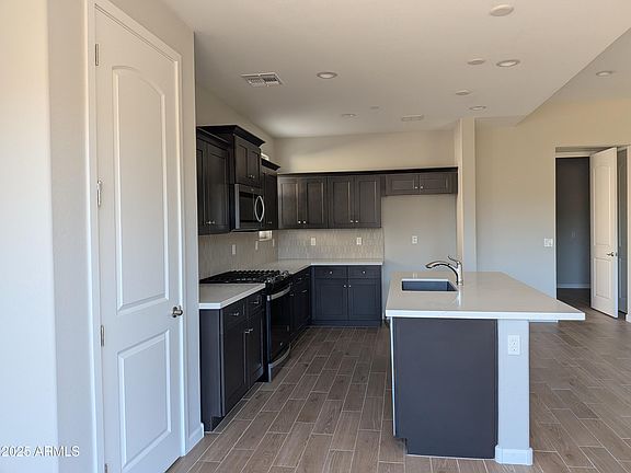 4th image of 836 EUGENE Road