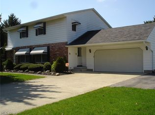 11200 Durkee Rd, Grafton, OH 44044