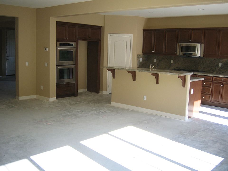 Family Room & Kitchen