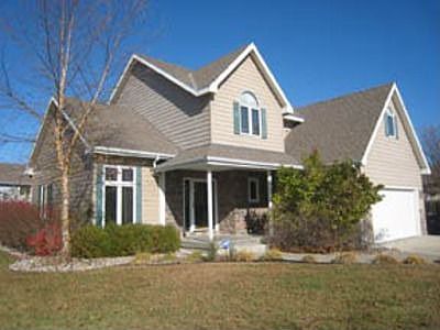 2nd image of 3108 Pinewood Cir