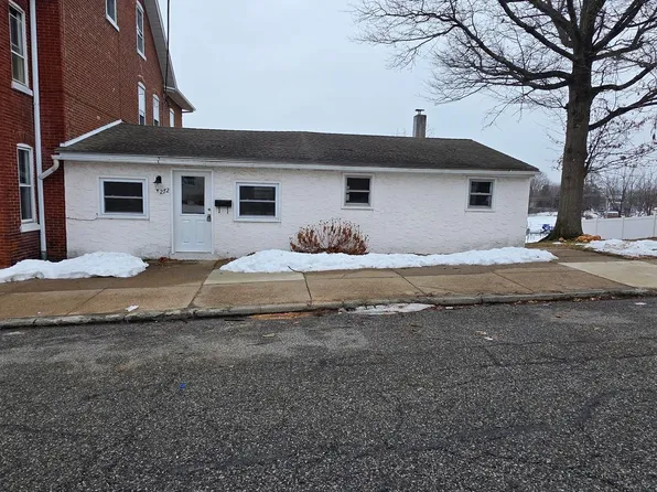 272 Chestnut St, Spring City, PA 19475