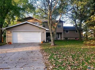 3388 Truman Rd, Perrysburg, OH 43551