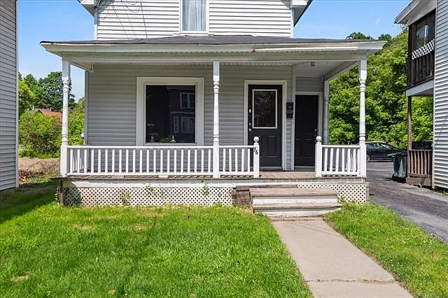 76 Maple Ave — Photo 3