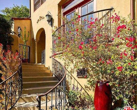4th image of 6478 Ivarene Ave