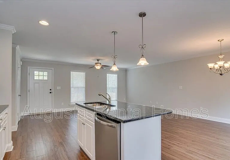 33 Ashton Pointe Dr — Photo 14